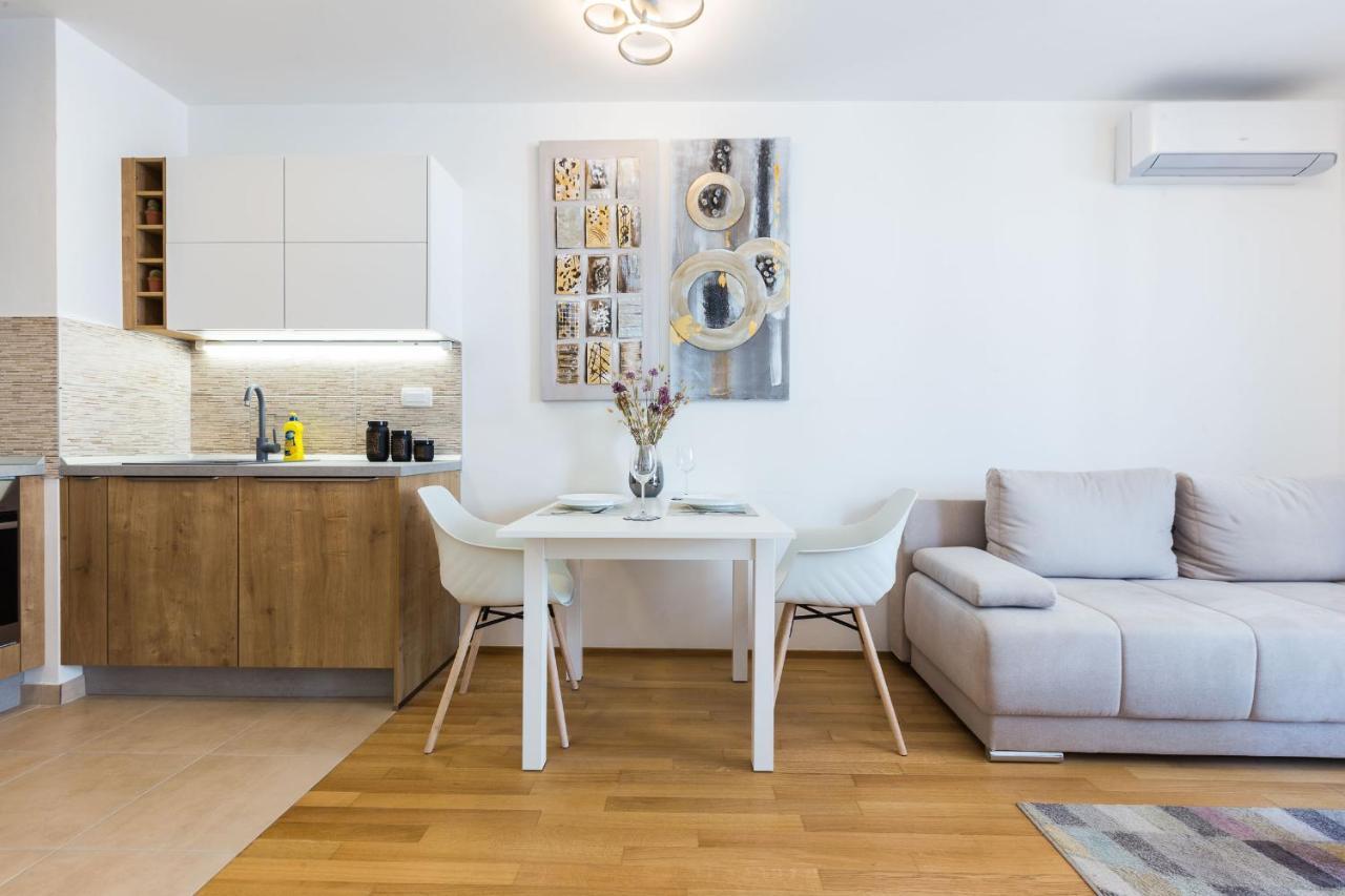 Tanja Modern Apartment With Balcony And Parking Garage Zadar Exterior photo